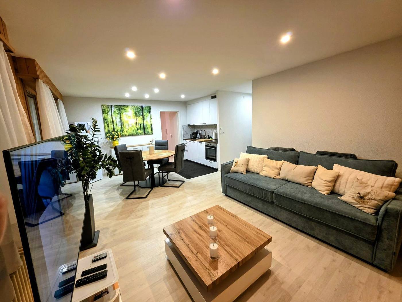 Sofa zusammengeklappt im Wohnzimmer